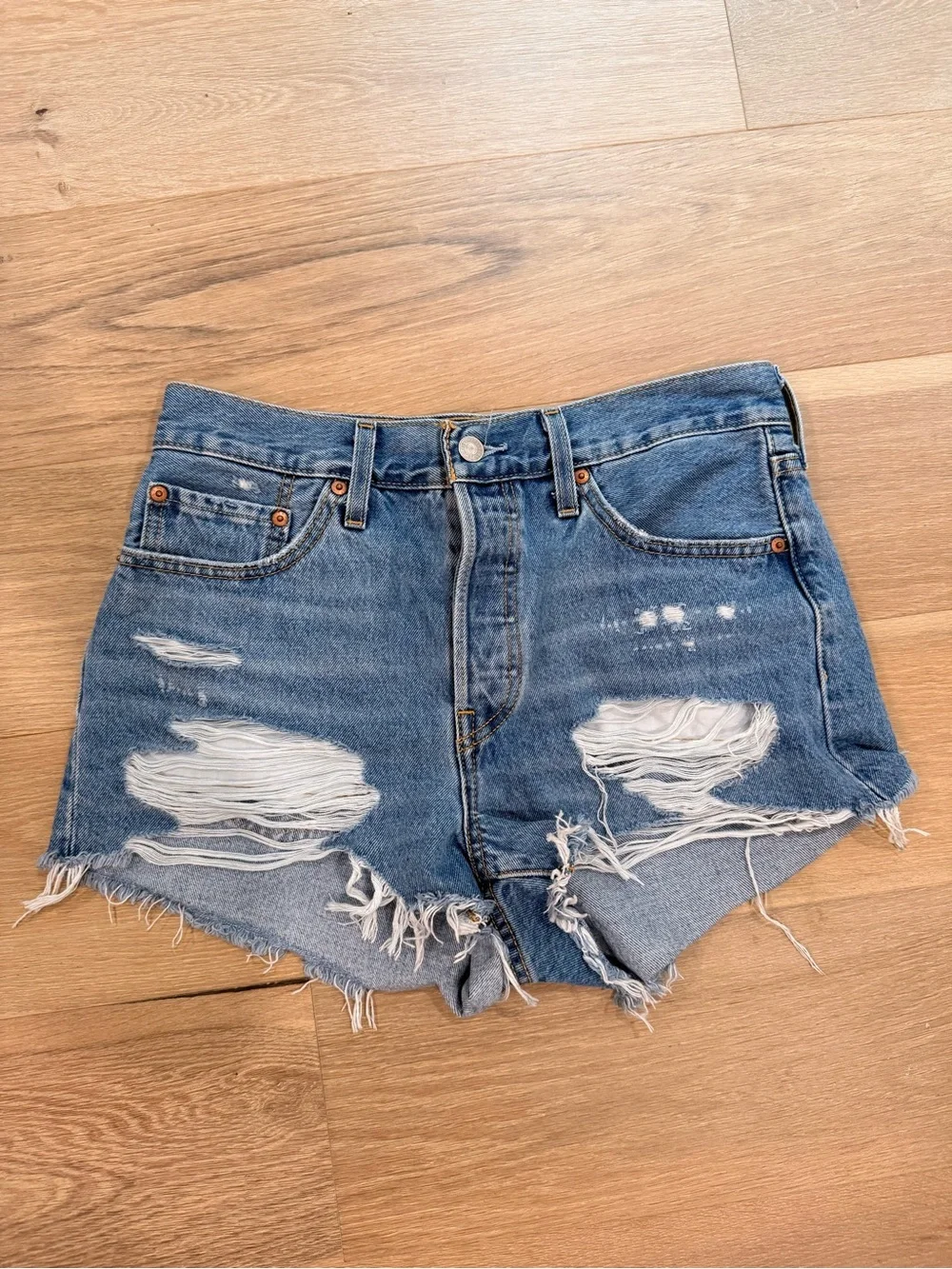 Levi's Distressed High-Rise Denim Shorts - Medium Blue